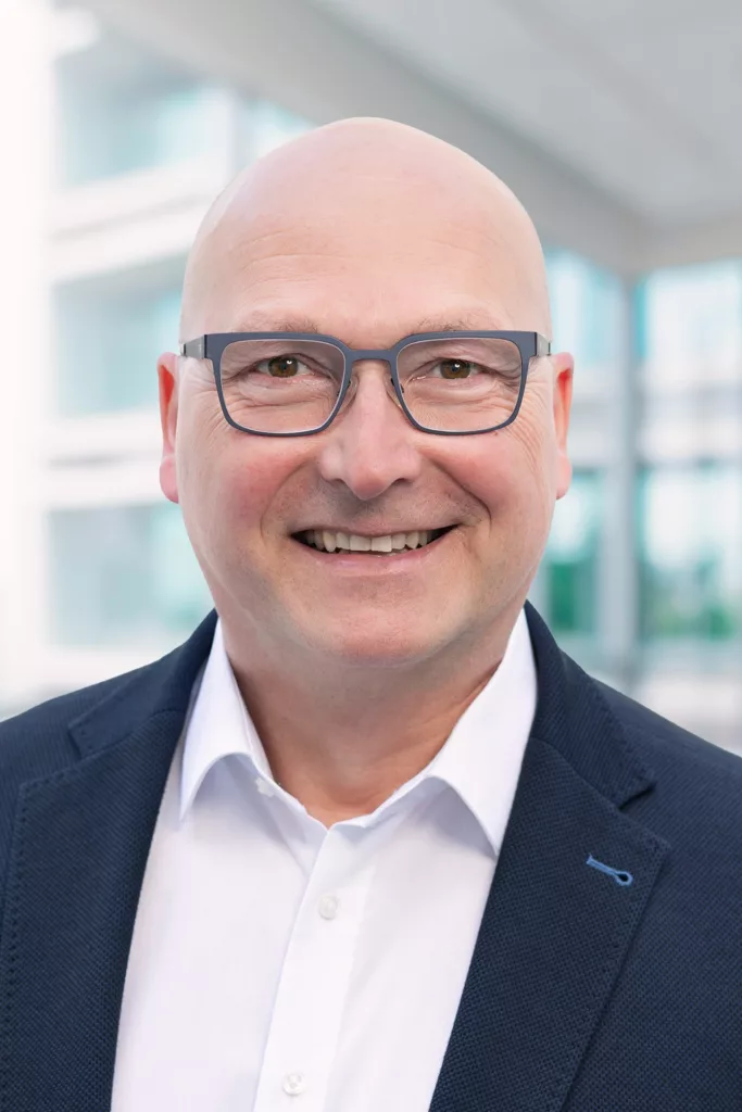 beckmann.immo Oliver Beckmann - Porträtfoto Immobilienmakler und Immobiliardarlehensvermittler